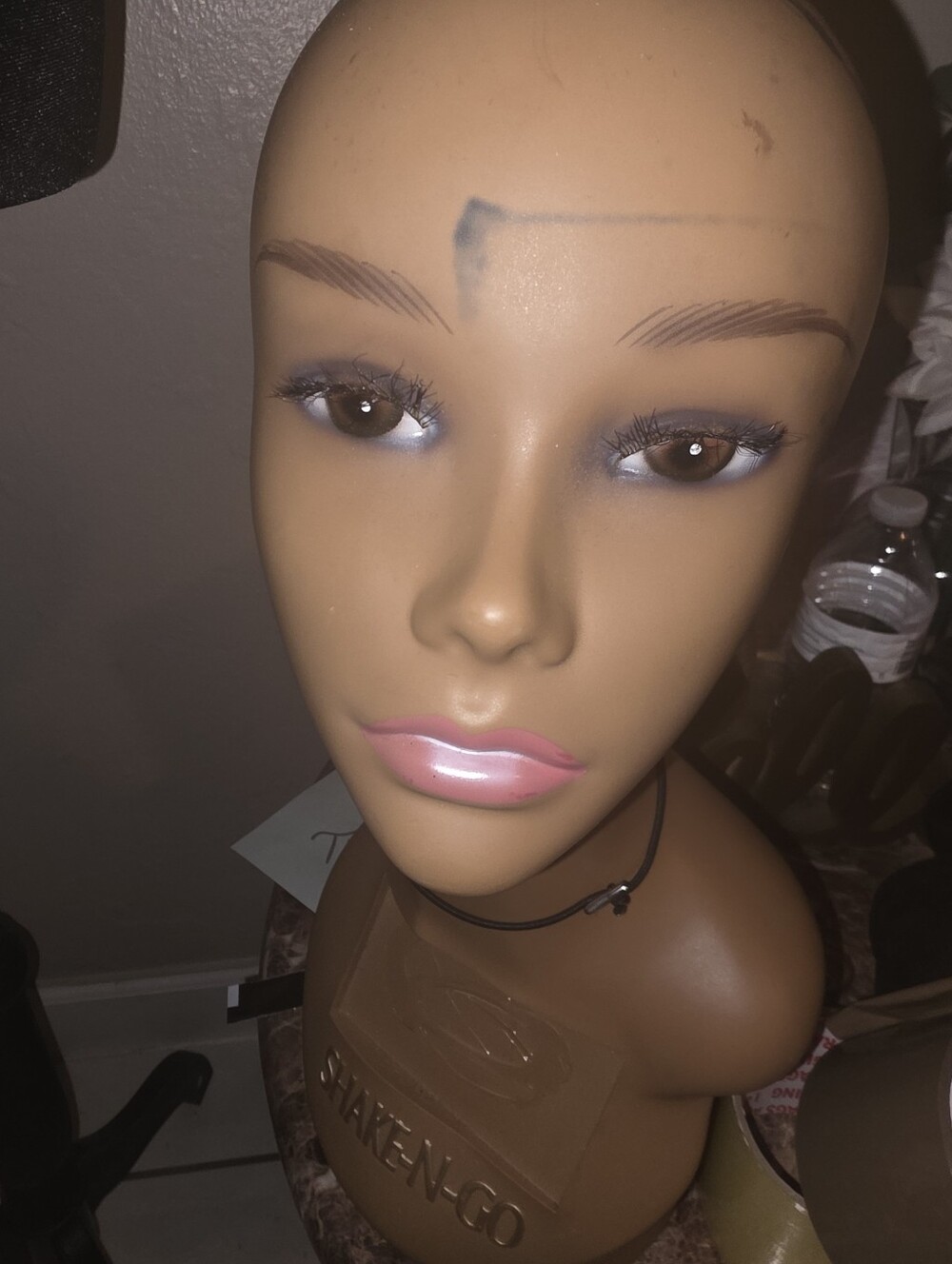 Eyelash Practice Mannequin Head — Brown Skin with Pink Lips